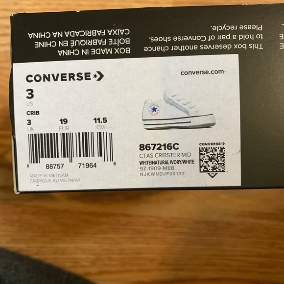 Converse crib shoes - Picture 4 of 4